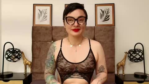 kat paradisse online show from September 26, 2025, 7:29 pm