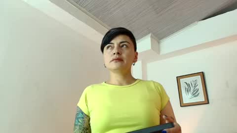 kat paradisse online show from May 2, 2026, 11:37 am