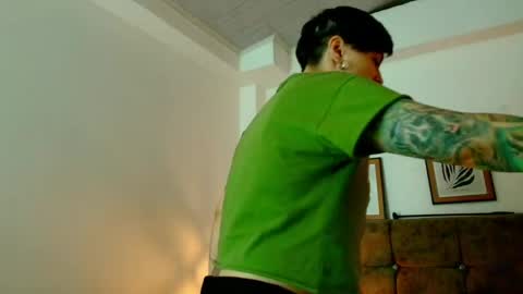 Snapshot of kat_paradisse chatting on May 21, 2026, 11:50 am kat paradisse online show from May 21, 2026, 11:50 am