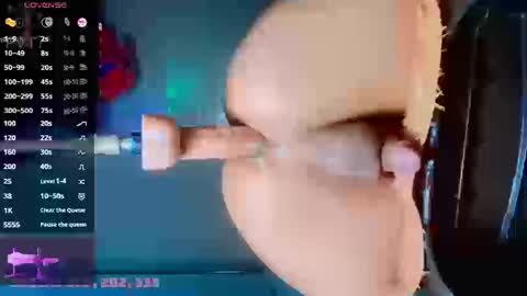 Snapshot of kata_bitch chatting on September 15, 2025, 4:40 pm kata_bitch online show from September 15, 2025, 4:40 pm