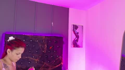 Snapshot of kataaleya__12 chatting on October 31, 2025, 12:06 pm kataaleya__12 online show from October 31, 2025, 12:06 pm