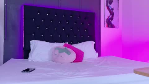 Snapshot of kataaleya__12 chatting on November 15, 2025, 12:13 pm kataaleya__12 online show from November 15, 2025, 12:13 pm