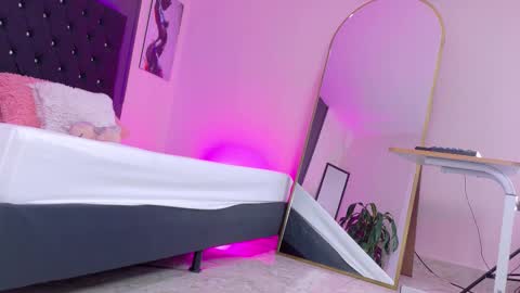 Snapshot of kataaleya__12 chatting on January 17, 2026, 11:59 am kataaleya__12 online show from January 17, 2026, 11:59 am