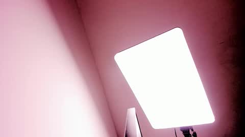 K A T A  H O O T online show from March 9, 2026, 8:02 pm