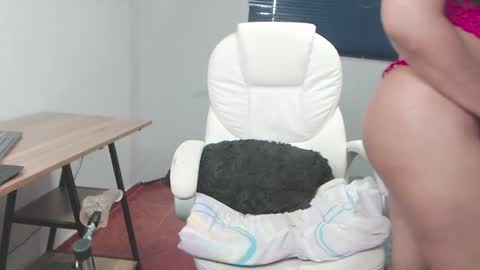 Snapshot of kataley4 chatting on January 29, 2025, 2:53 pm kataley4 online show from January 29, 2025, 2:53 pm