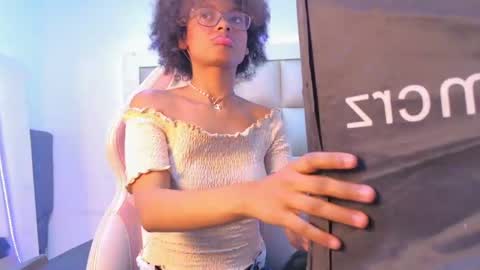 kataleya_js_ online show from June 2, 2026, 3:41 am