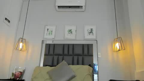kataleya_west online show from May 2, 2026, 7:41 pm