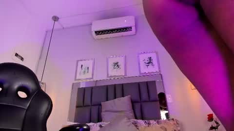 kataleya_west online show from June 14, 2026, 2:08 pm