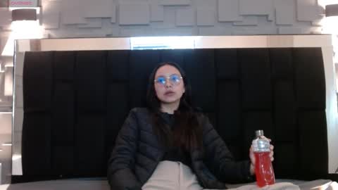 Katalina online show from October 11, 2025, 4:16 pm