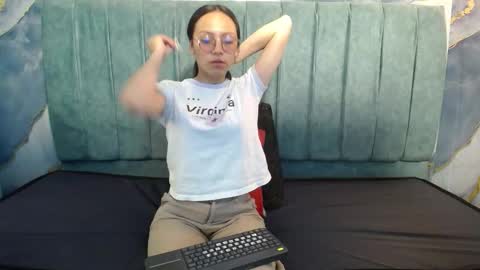 Katalina online show from February 26, 2026, 4:06 pm