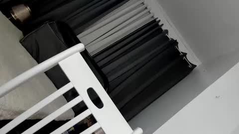 Snapshot of katalinahugecumxx chatting on October 24, 2025, 11:06 am katalinahugecumxx online show from October 24, 2025, 11:06 am