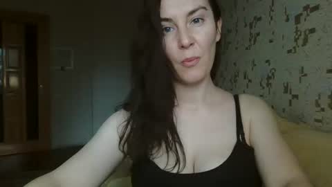 KatalinaQE online show from September 9, 2025, 7:30 am