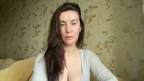 KatalinaQE online show from March 5, 2026, 5:36 am