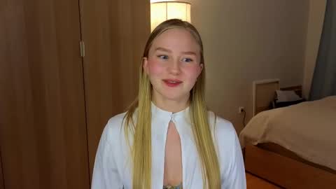 Snapshot of katcontrol chatting on March 4, 2025, 1:17 pm katcontrol online show from March 4, 2025, 1:17 pm