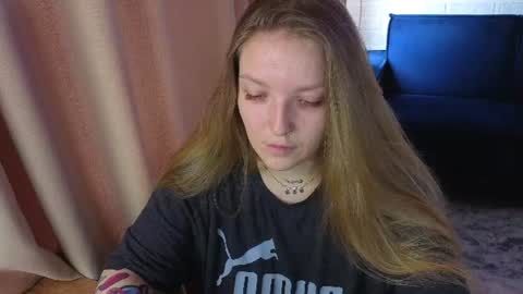 Snapshot of kate__walker chatting on June 25, 2026, 5:45 am Kate online show from June 25, 2026, 5:45 am