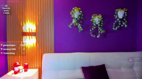 Snapshot of kate_amaretto chatting on December 6, 2024, 11:25 pm Kate online show from December 6, 2024, 11:25 pm