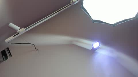 Kate  online show from January 16, 2026, 10:52 am