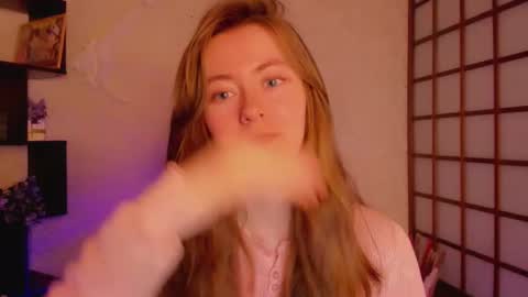 Kate online show from February 21, 2025, 5:24 am