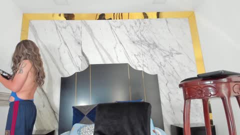 Snapshot of kate_dynasty chatting on December 29, 2024, 4:59 am kate_dynasty online show from December 29, 2024, 4:59 am