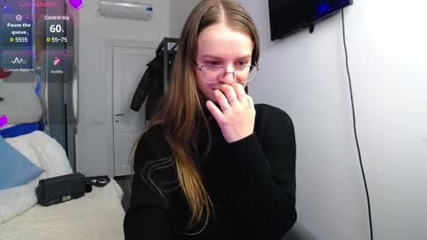 Snapshot of kate_jonson chatting on December 12, 2024, 8:47 am .Be kind and gentle with me and I will do my best for you. online show from December 12, 2024, 8:47 am