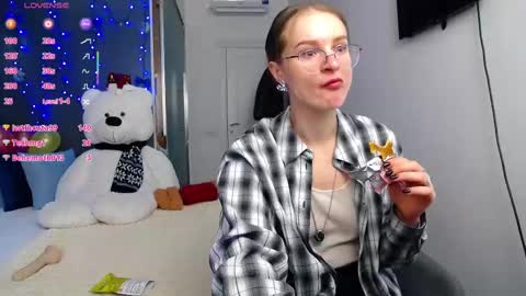 Snapshot of kate_jonson chatting on February 20, 2025, 11:20 am .Be kind and gentle with me and I will do my best for you. online show from February 20, 2025, 11:20 am