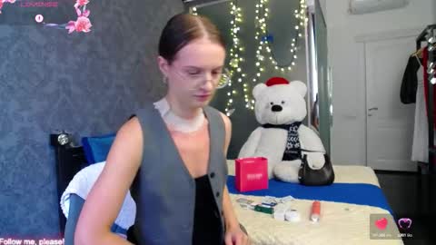 Snapshot of kate_jonson chatting on September 10, 2025, 12:16 pm .Be kind and gentle with me and I will do my best for you. online show from September 10, 2025, 12:16 pm