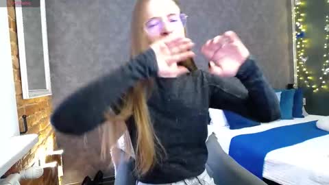 Snapshot of kate_jonson chatting on November 22, 2025, 7:40 am .Be kind and gentle with me and I will do my best for you. online show from November 22, 2025, 7:40 am