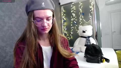 Snapshot of kate_jonson chatting on November 30, 2025, 7:12 am .Be kind and gentle with me and I will do my best for you. online show from November 30, 2025, 7:12 am