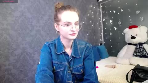 Snapshot of kate_jonson chatting on May 18, 2026, 12:33 pm .Be kind and gentle with me and I will do my best for you. online show from May 18, 2026, 12:33 pm