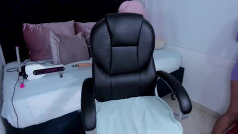 Snapshot of kate_lua chatting on March 3, 2026, 12:44 pm kate lua online show from March 3, 2026, 12:44 pm