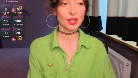 Snapshot of kate_millersi chatting on June 6, 2026, 11:48 am Kare online show from June 6, 2026, 11:48 am