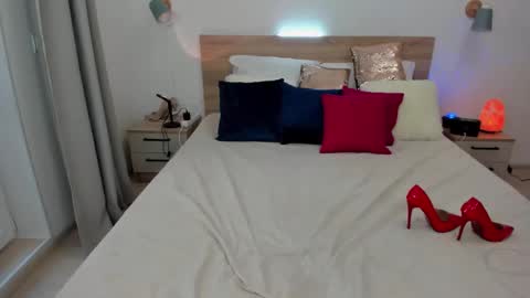 Snapshot of kate_redgar chatting on September 12, 2025, 2:50 pm kate_redgar online show from September 12, 2025, 2:50 pm