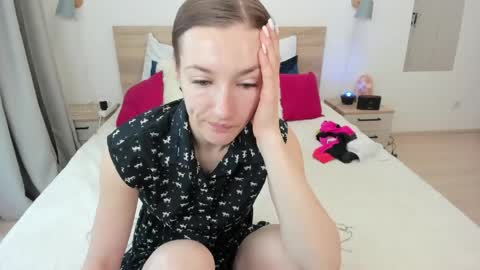 kate_redgar online show from June 8, 2026, 9:09 am