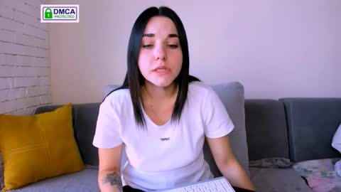 KATE online show from September 12, 2025, 4:56 am