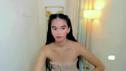 Snapshot of kate_romance chatting on June 1, 2026, 12:34 am Kate online show from June 1, 2026, 12:34 am