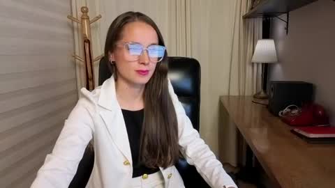 Kathe  online show from April 25, 2026, 11:24 am