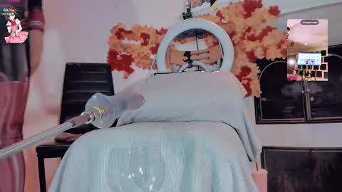 Snapshot of kate_yoshy chatting on November 16, 2025, 5:29 pm kate the pink girl online show from November 16, 2025, 5:29 pm