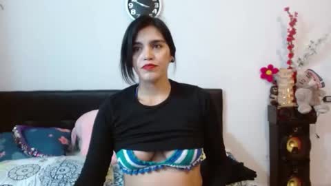 Snapshot of kateangelly chatting on November 21, 2025, 2:32 am kateangelly online show from November 21, 2025, 2:32 am