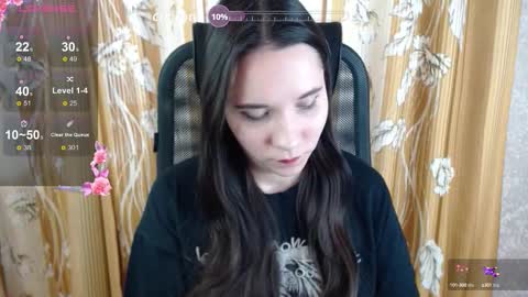 Snapshot of katecrash chatting on October 1, 2025, 12:55 pm YourKate online show from October 1, 2025, 12:55 pm