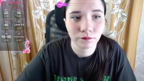 Snapshot of katecrash chatting on October 15, 2025, 12:27 pm YourKate online show from October 15, 2025, 12:27 pm