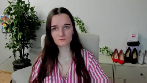 Kate  online show from February 19, 2026, 2:46 pm