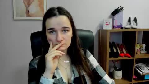 Kate  online show from March 28, 2026, 8:14 am