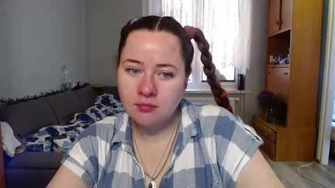 KateeFox online show from March 5, 2026, 7:26 am