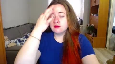 KateeFox online show from March 11, 2026, 9:37 am