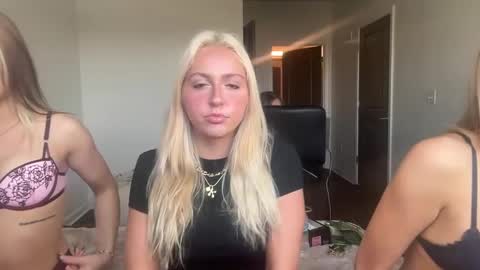 Snapshot of kateharperr chatting on October 8, 2025, 8:06 pm kateharperr online show from October 8, 2025, 8:06 pm