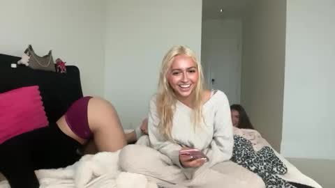 Snapshot of kateharperr chatting on November 16, 2025, 10:04 pm kateharperr online show from November 16, 2025, 10:04 pm