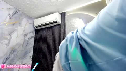 Snapshot of katemoss70 chatting on January 14, 2025, 12:14 pm Im Katherine but call me Kate online show from January 14, 2025, 12:14 pm