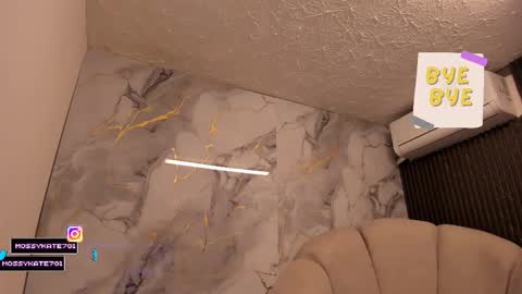 Im Katherine but call me Kate  online show from March 12, 2026, 11:38 am