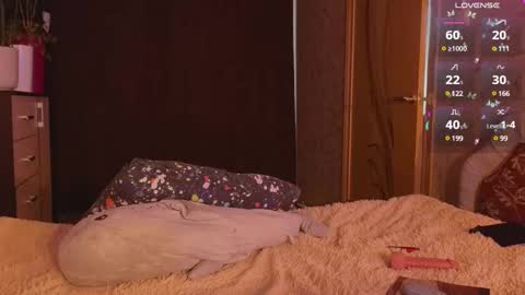 Kate online show from January 17, 2025, 4:39 am