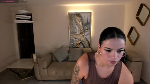 K A T E  online show from October 26, 2025, 8:09 am